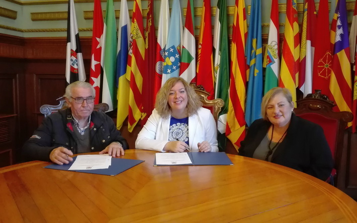 Ayuntamiento y Asociación de Comerciantes firman un acuerdo de colaboración para convertir a Motril en referente de la Comarca